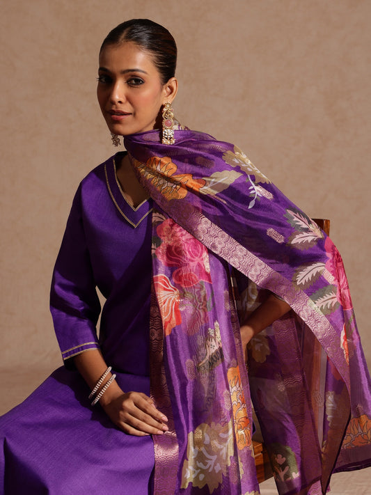 Janasya Women's Purple Cotton Blend Yoke Design Straight Kurta Set With Printed Jacquard Dupatta