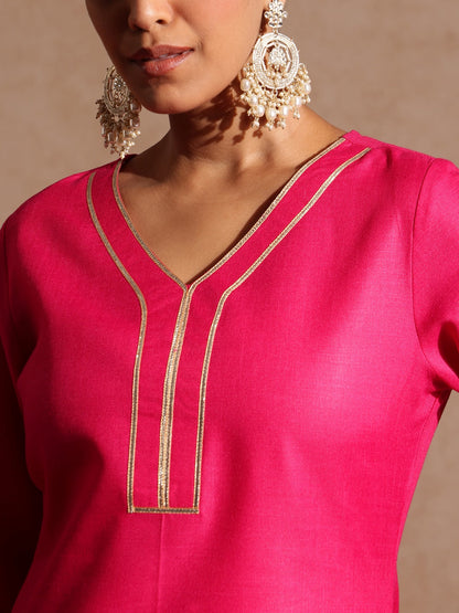 Janasya Women's Pink Cotton Blend Yoke Design Straight Kurta Set