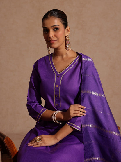Janasya Women's Purple Cotton Blend Yoke Design Straight Kurta Set