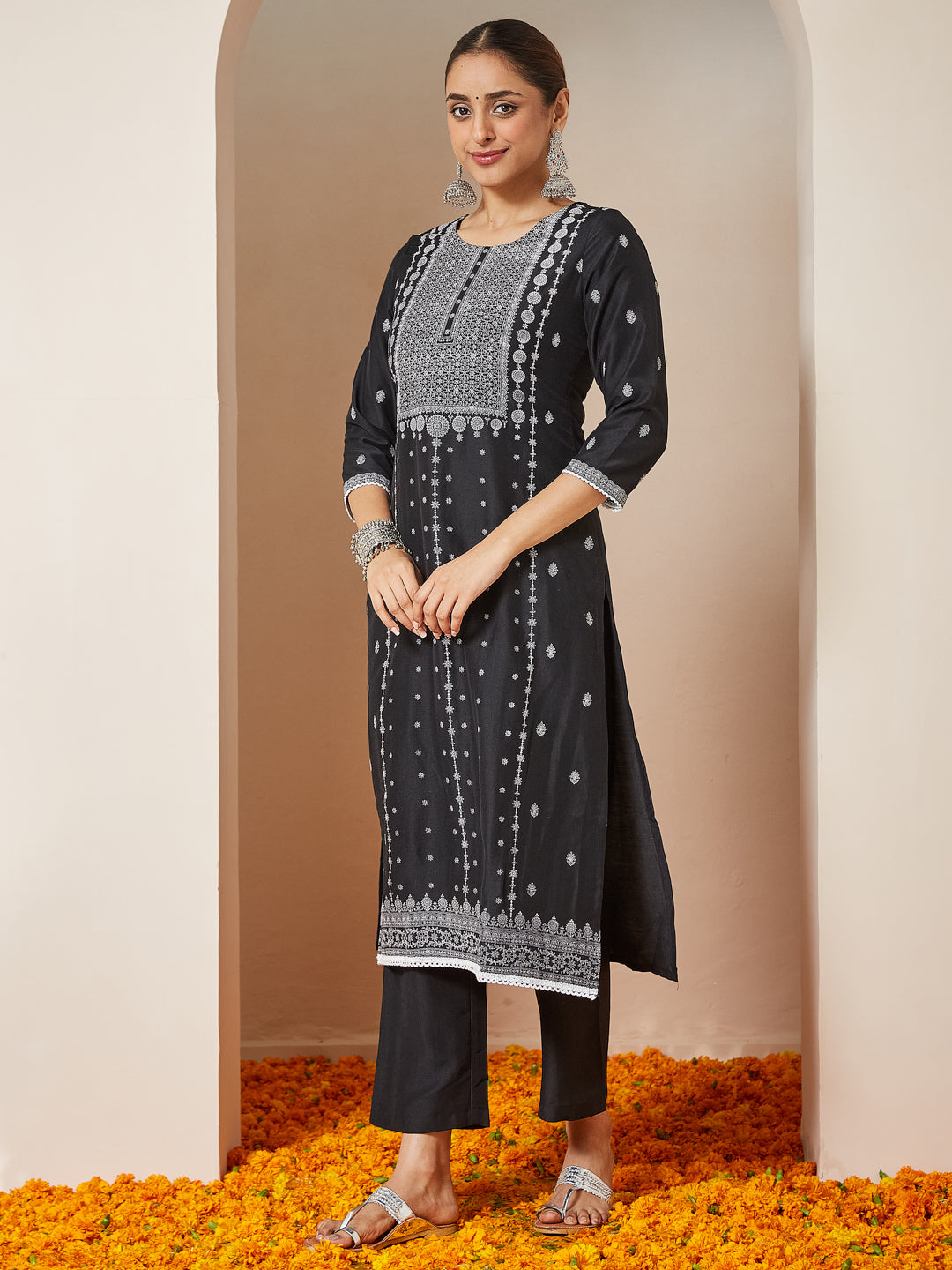 Janasya Women's Black Silk Blend Embellished Straight Kurta Set