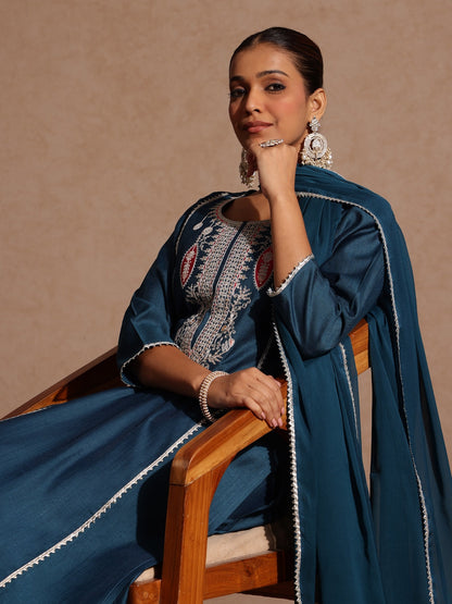 Janasya Women's Teal Blue Silk Blend Embroidered Straight Kurta Set