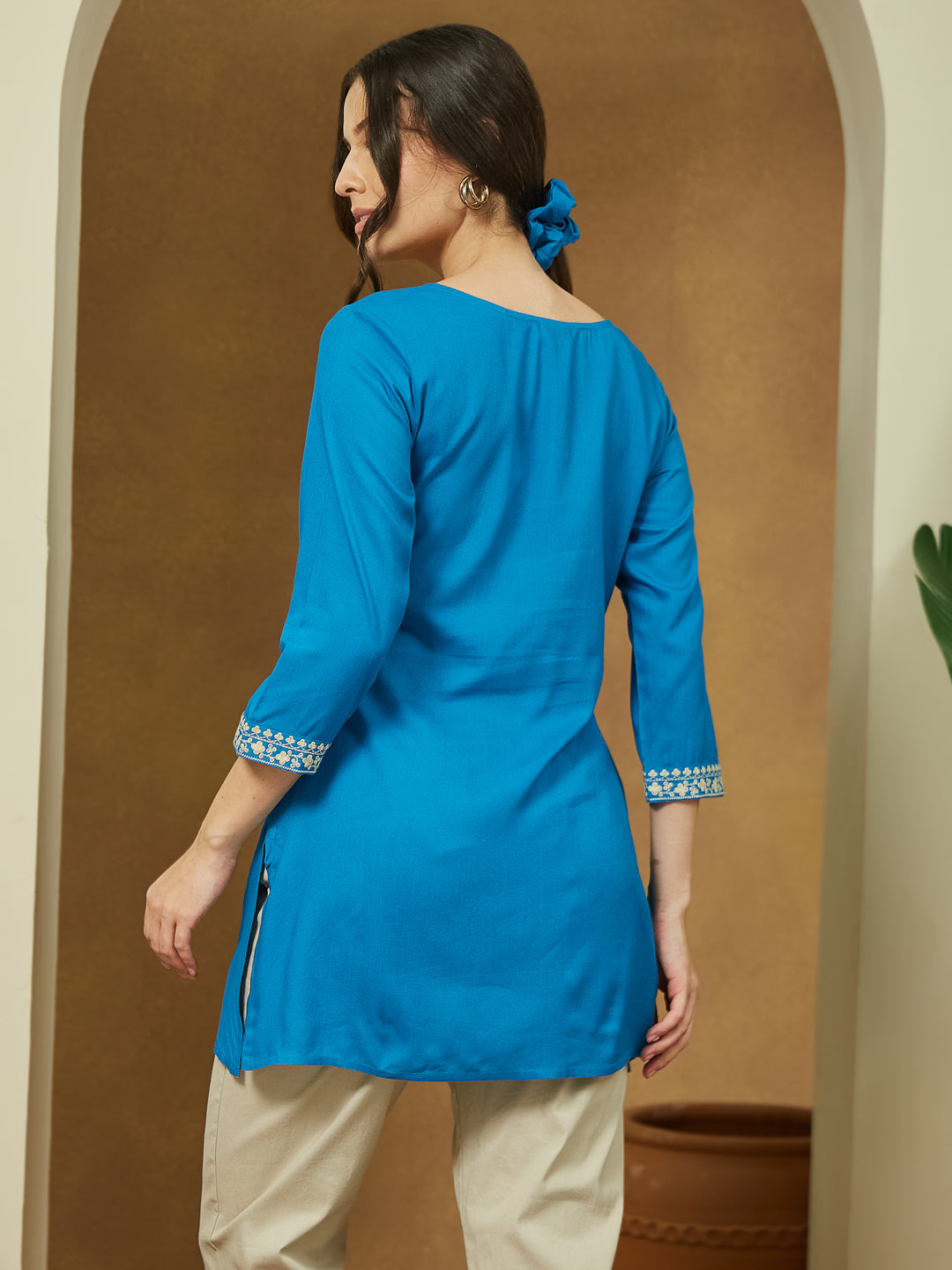 Janasya Women's Blue Rayon Embroidered Straight Short Kurti