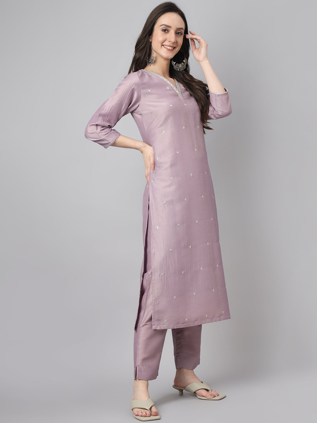 Women's Lavender Chinon Embellished Kurta with Pant and Dupatta Janasya