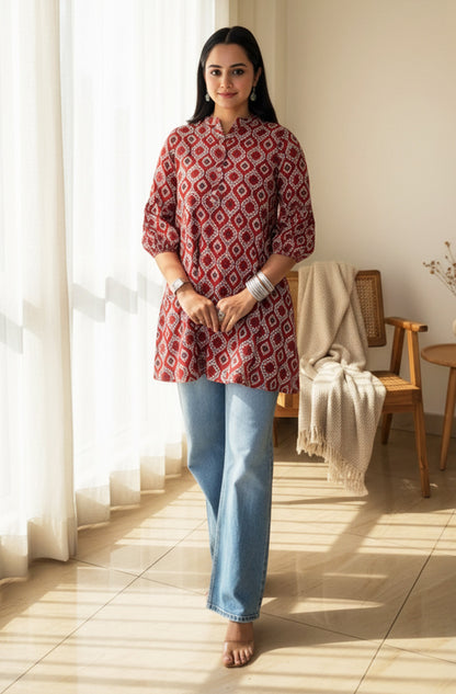 Janasya Women's Red Pure Cotton Ethnic Motifs Printed Straight Tunic